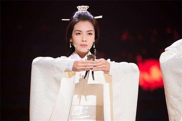 影视剧|既为王后,又是中国第一女将直至其墓陵被发掘故事才得以揭晓