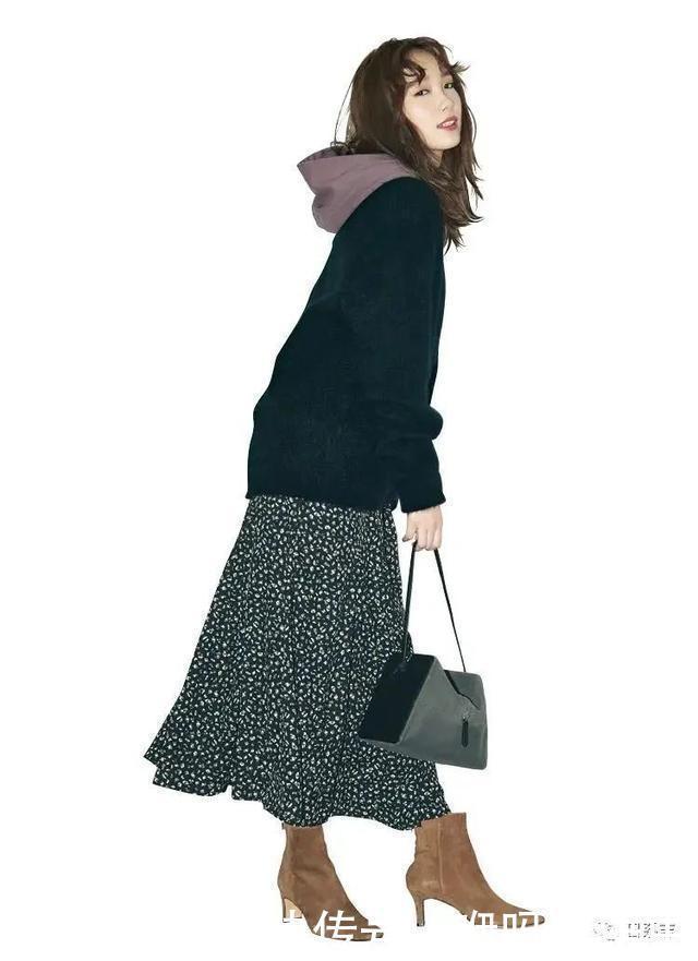 卫衣的8种叠穿法，都是今年秋冬流行的