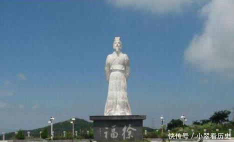 跪拜|日本人准备攻击一个村子,看到一物后立即跪拜,随后选择撤退!