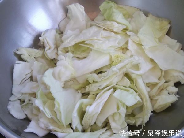  危害|这菜切记不能隔夜吃，吃一次比抽烟的危害还大，快告诉给家人