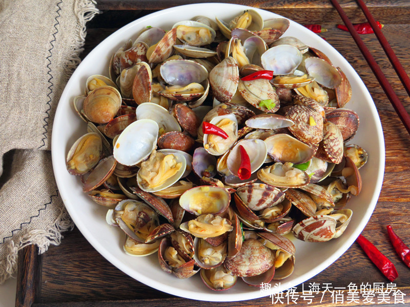 营养|想吃花蛤自己做,10块钱炒一盘,比外面实惠多了,不牙碜有营养!