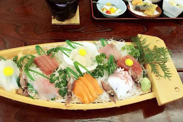 甲状腺疾病是海鲜吃多了引起的吗?专家告诉你,具体病因是什么