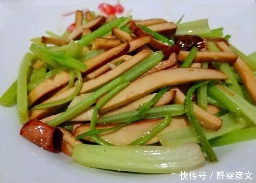 抗氧化剂|芹菜和它一起炒,小肚子不鼓了,体内黑臭宿便,身体变得越来越好