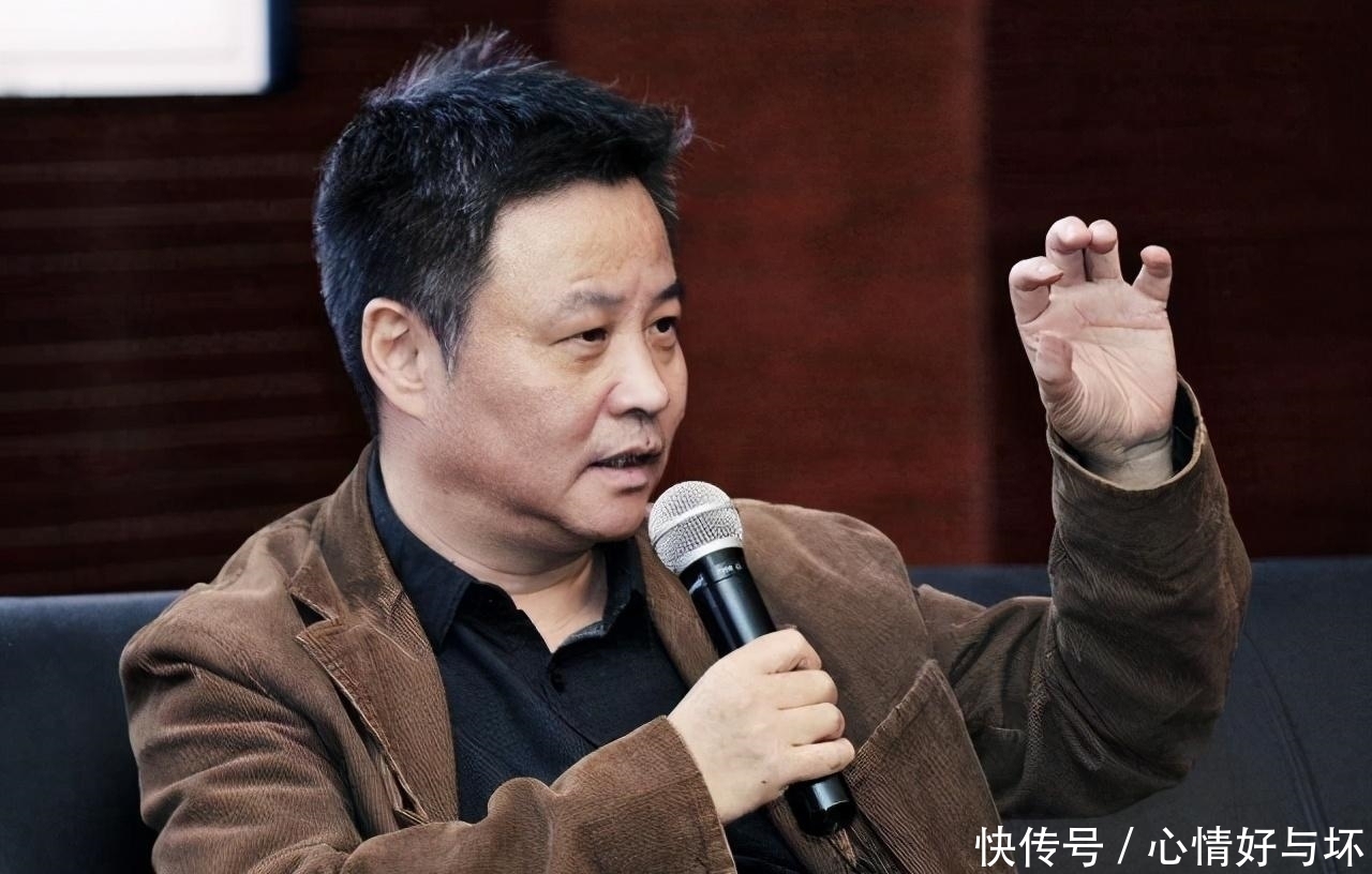 余华|离婚刚半年,二婚娶性感美女娇妻,余华:初见就被她秒杀