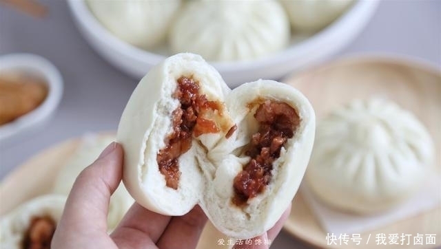 做包子不要只会加酵母,多加一样,包子白又胖,冷了也不发硬