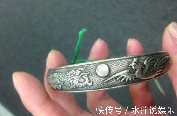 忌讳|左手戴玉,右手戴银手镯手串佩戴讲究风水,切记别乱带有忌讳!