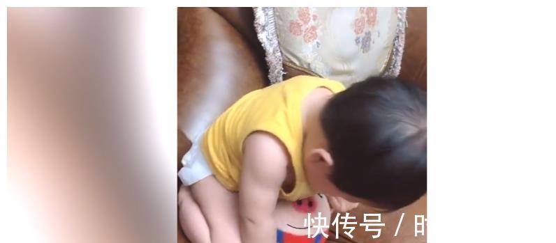 宝宝|宝宝和玩具小猪呆在一起,玩得很开心,网友:全身抖动起来