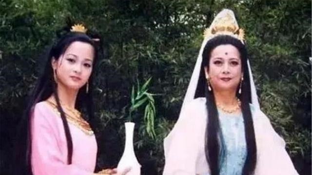 饰演|她扮演观音菩萨真假难辨,片场演员对她合掌磕头祭拜,如今已信佛