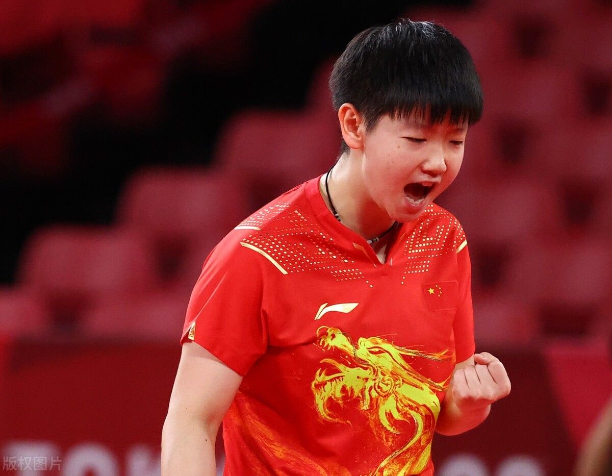 横扫|中国女乒团赛夺冠还剩几步？3-0横扫新加坡，王曼昱表现值得重用
