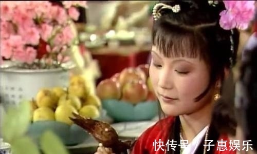 湘云@史湘云为何频频挑刺,总是暗中讥讽诽谤林黛玉?袭人一语道出真相