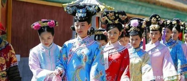 花盆底鞋穿着又高又不舒服,为何清朝后宫的妃嫔还都钟爱它