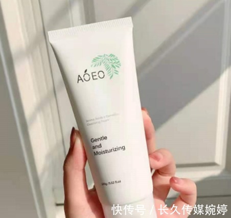 提取物|提醒女生:已将这3款鸡肋洗面奶列入黑名单,洗脸的东西谨慎购买