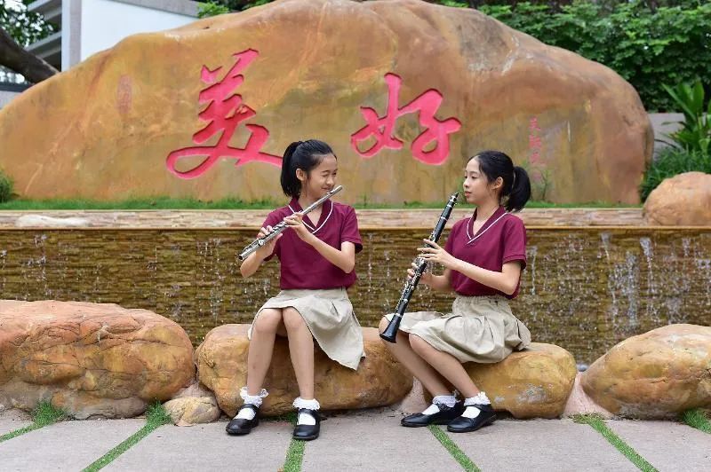 东风东路小学|开学“大片”上演，这一幕刷屏！