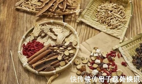 雄黄酒|是药三分毒,5种中药已被拉入伤肝黑名单,平时不要盲目服用