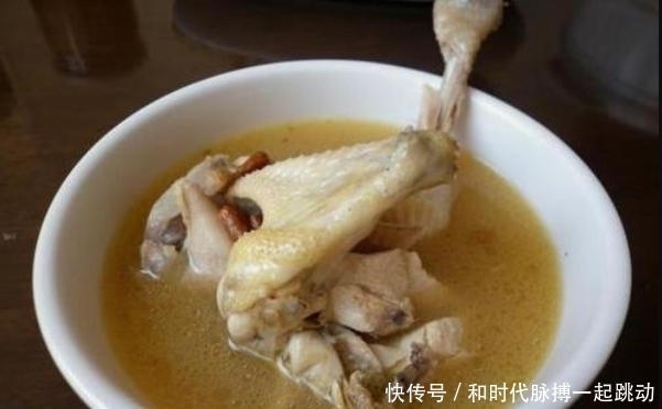 柳柳|哺乳期宝妈饮食要注意，3类食物要少吃，避免母乳减少