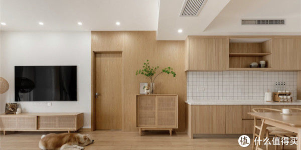 日式|武汉独居女孩160平日式风之家，白墙原木温暖舒适，超级自在又幸福