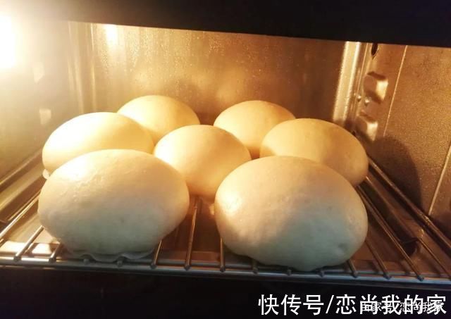 馒头按这个比例做，掌握好这些关键点不回缩，松软好吃，越嚼越香