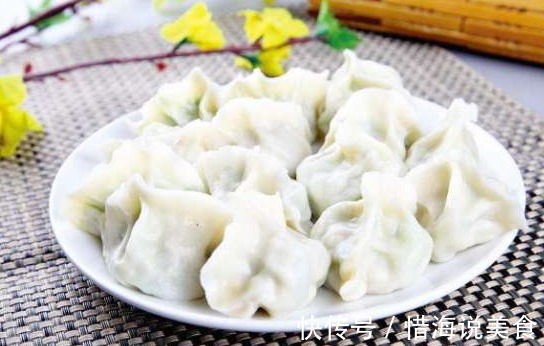 做萝卜馅饺子时，大厨说，不要“焯水”，多加这一步