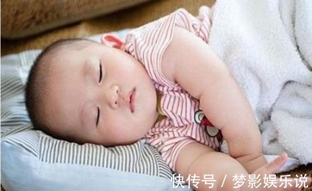 宝宝|如果你有孩子,别经常让他这样睡,他以后发育会差同龄人一大截
