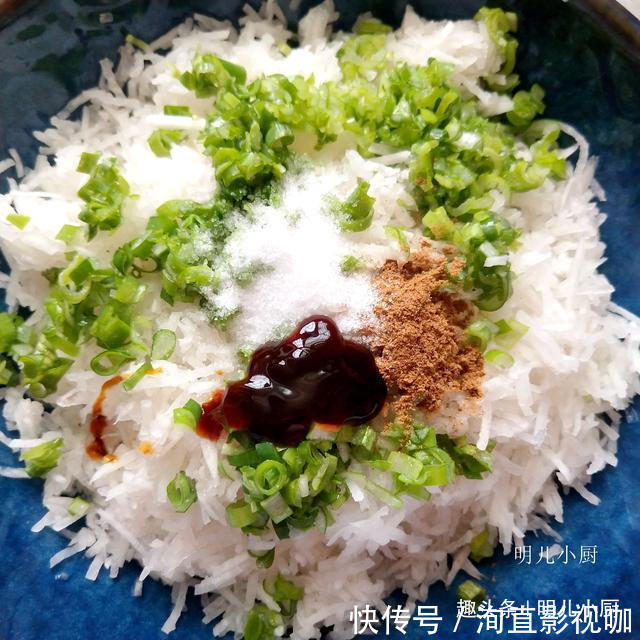 萝卜丸子|秋天,多给孩子做这丸子,2块钱做一盆,健脾养胃孩子常吃胃口好