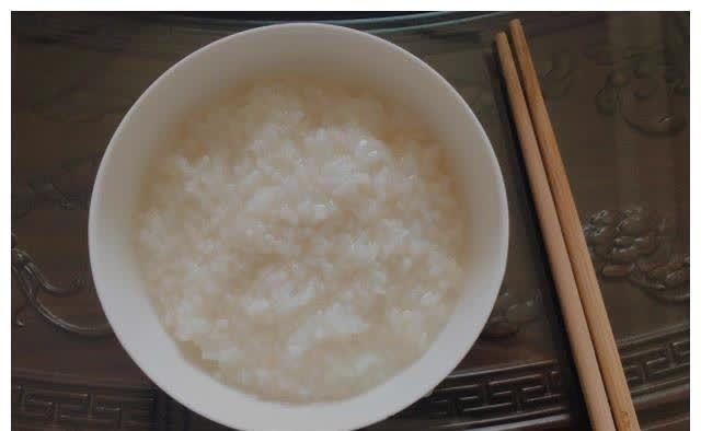 豆制品|血脂高的人不能吃面条?提醒:若想血脂平稳,建议少吃3种素食