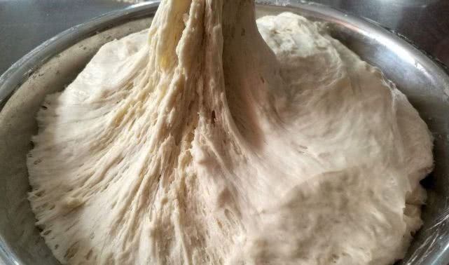 蒸包子却蒸出“死面”包表面像烫了一样，问题原来在这