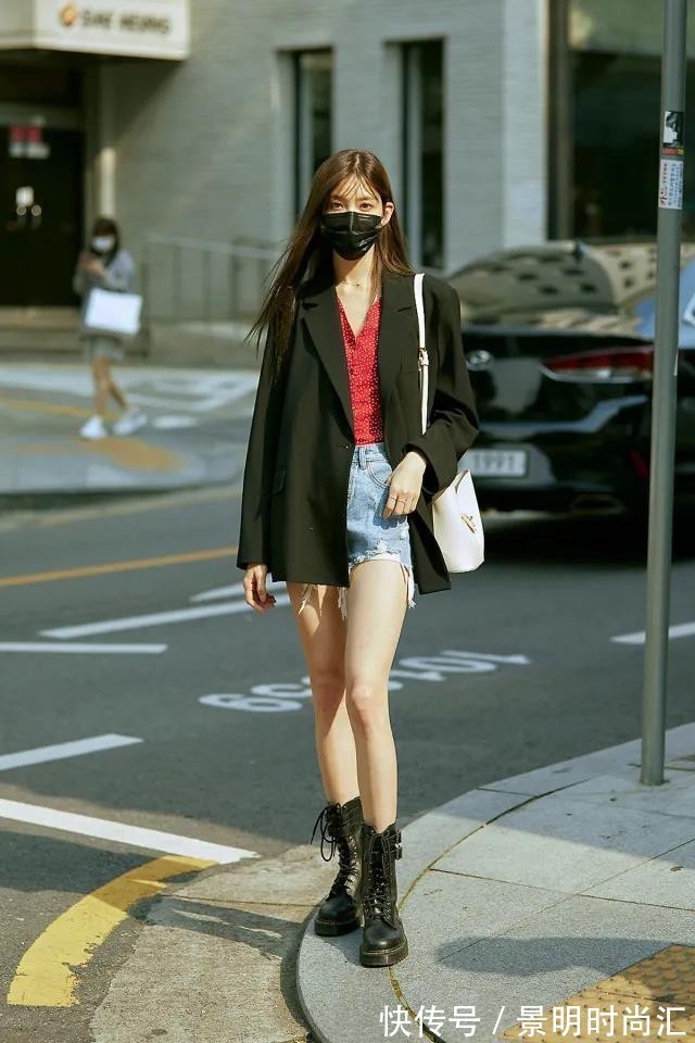 紧身衣 春末夏初适合“温柔感”穿搭,尝试舒适随性的韩系风,好看显气质