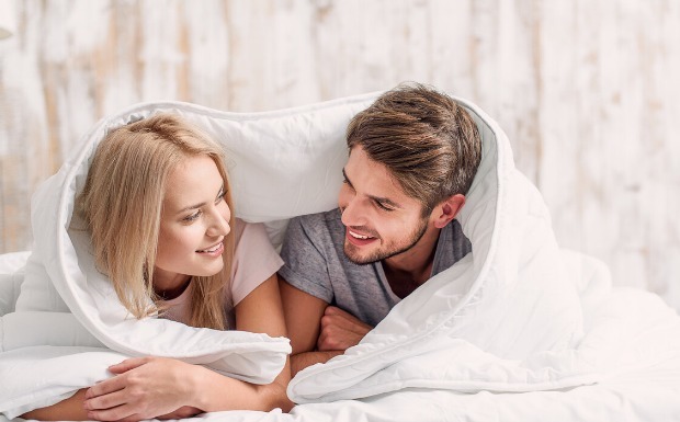 长寿|夫妻生活越多越长寿,还是越少越长寿别争了,医生给了明确答案