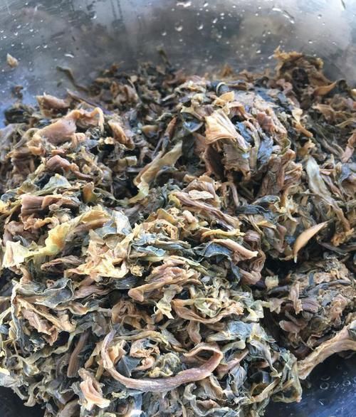  自制梅干菜，奶奶用了30年的土方法，味道纯正，比外面卖的好吃