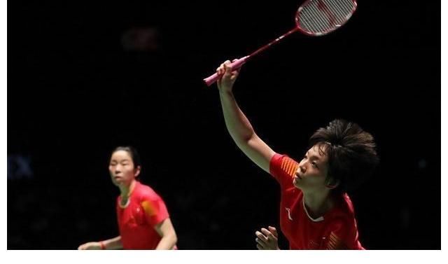 小组赛|羽毛球女双决赛：陈清晨贾一凡vs波莉拉哈尤！央视CCTV5直播