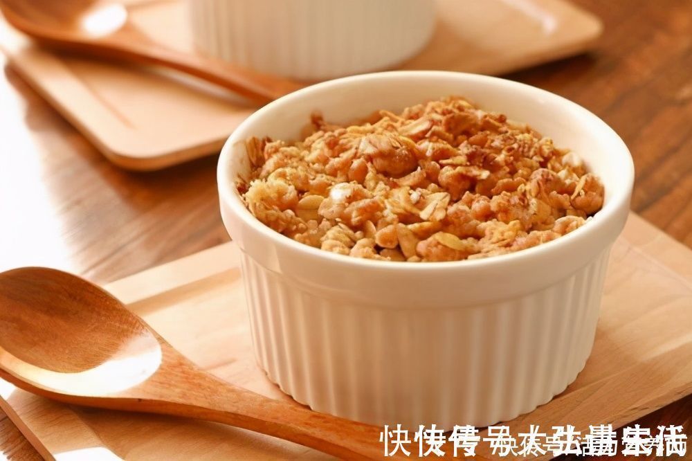 燕麦片|减肥时只吃燕麦能瘦吗？营养师却说：经常吃这4种燕麦，越吃越肥