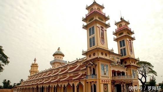 孔子,耶稣,莎士比亚,孙中山一起供奉,越南高台教是什么情况?