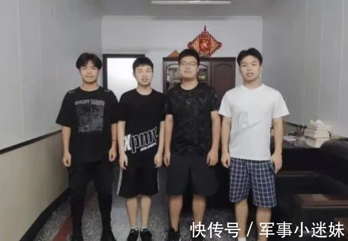 学习成绩|“龙虎彪豹”四胞胎已成年!当初最小的娃如梨大,四人成长不易