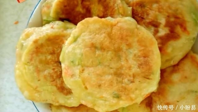 鸡蛋|鸡蛋跟土豆才是绝配,教你做煎饼,独家秘方,鲜美诱人,上桌吃光