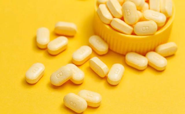 好处|“更年期”女性,同样可以补充叶酸,可以给身体带来3个好处