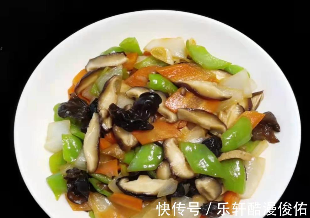 秋季,吃鸡肉鸭肉不如它,8分钟出锅,老少皆宜,营养又解馋