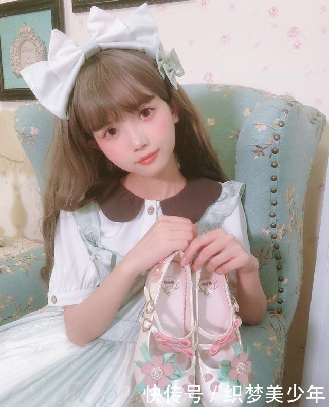亮眼|最近火了一种鞋子叫“樱花鞋”,减龄又亮眼,lo娘都爱穿