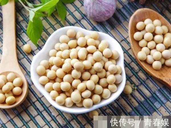 食物|女人缺少雌激素容易老常吃4种食物，美白淡斑，延缓衰老抗氧化