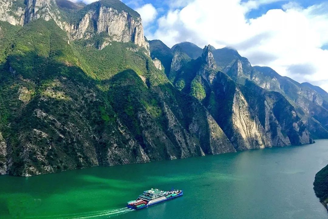 巫山|杨鑫诗词选:一寸相思云水飞，旧时琴瑟久暌违