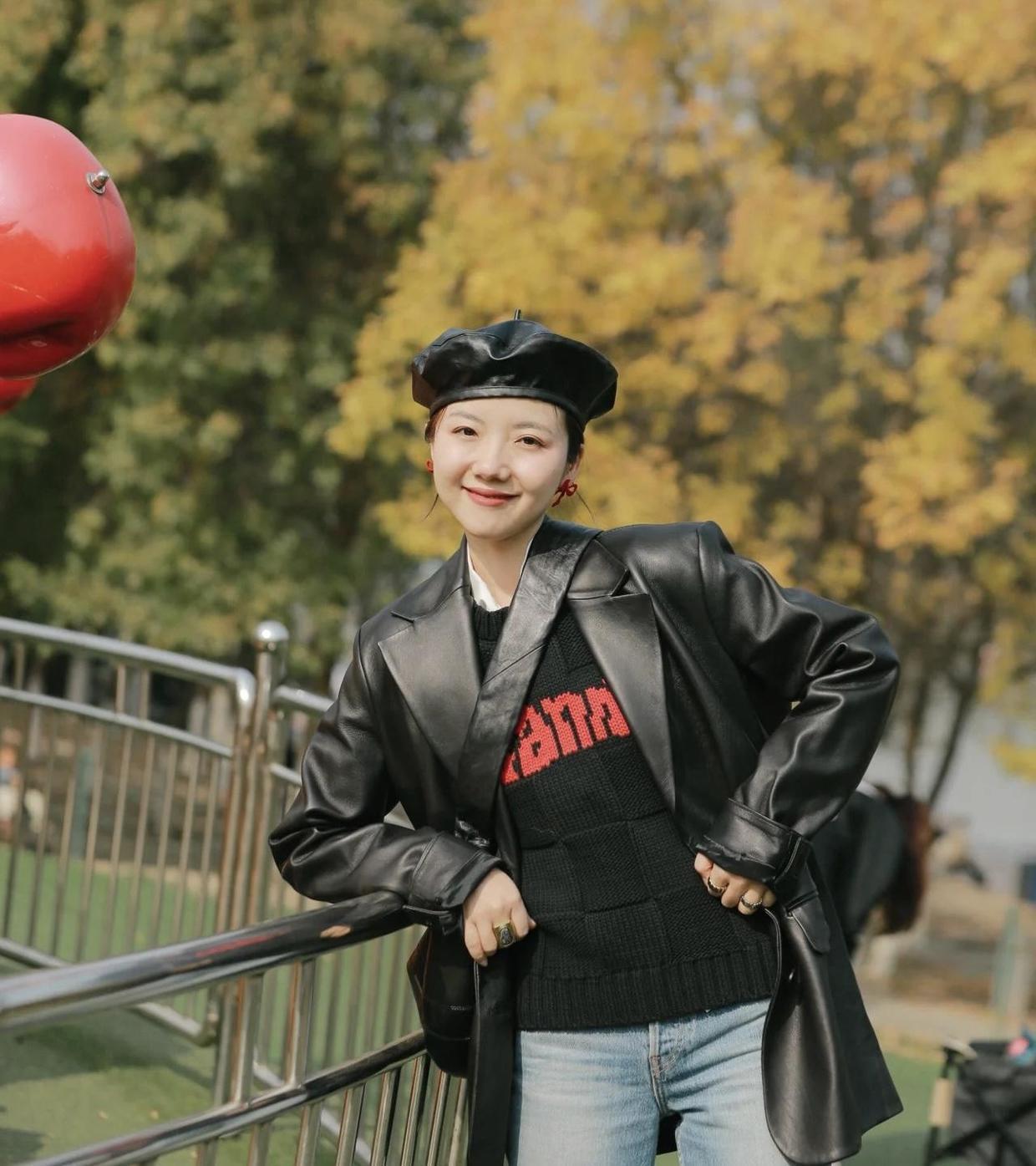 小姐姐 皮衣穿搭指南!搭配牛仔裤或半身裙又飒又美,提升气场又洋气