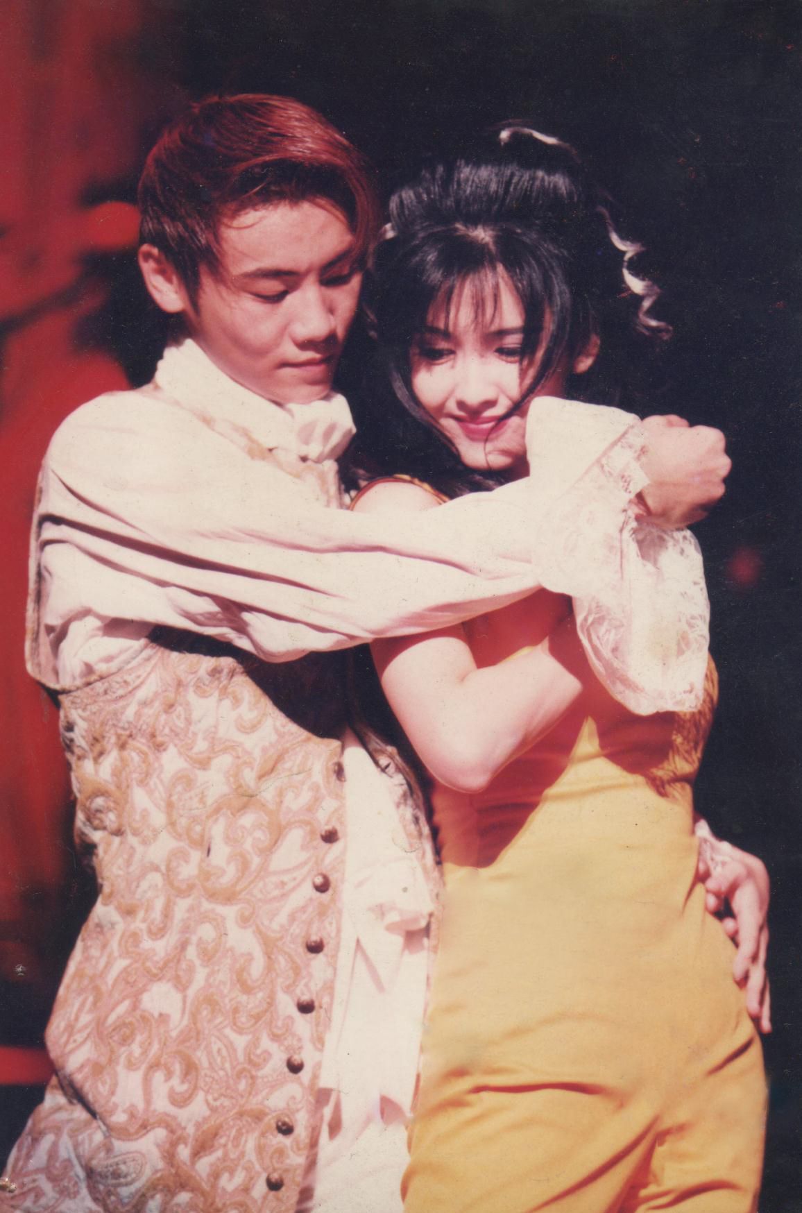 《披荊斬棘的哥哥》舞臺總監(jiān)陳琦沅：臺前到幕后的滾燙人生丨人物