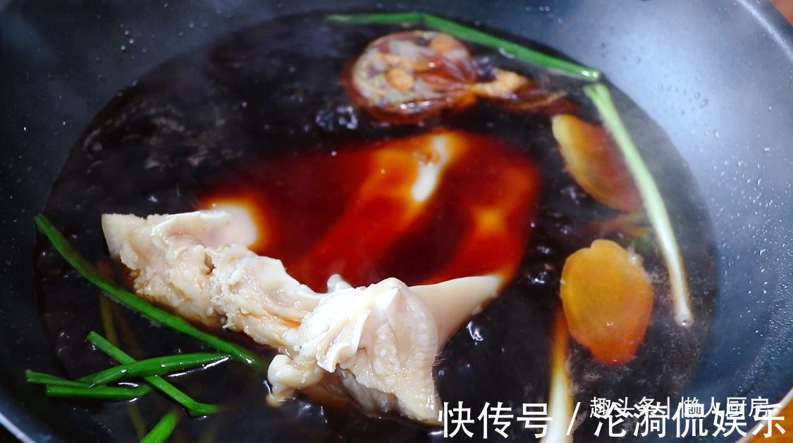 年夜饭的压轴菜,脆耳黄金卷,好吃又好看,寓意心花怒放