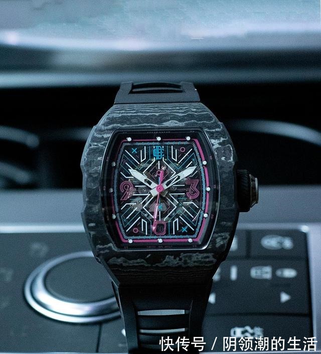 酒桶形 2-3万左右预算,买什么手表比较好!