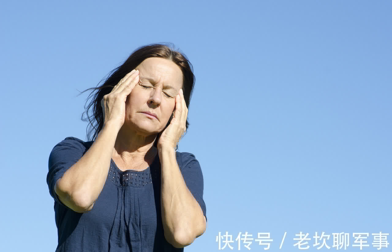 琳琳|别不把更年期当回事!3个危害出现说明你真的老了,这样安稳度过
