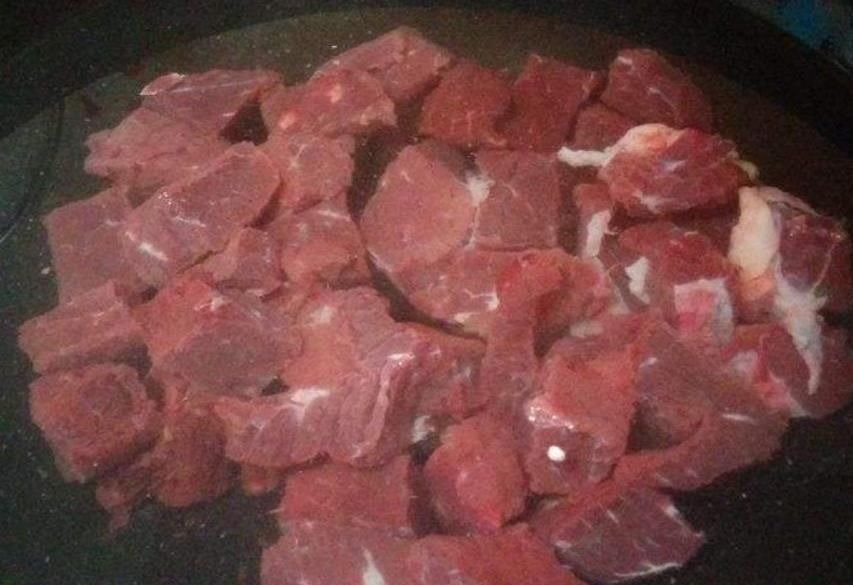 炖牛肉，多放点这东西，软烂入味不塞牙，不用高压锅时间节省一半