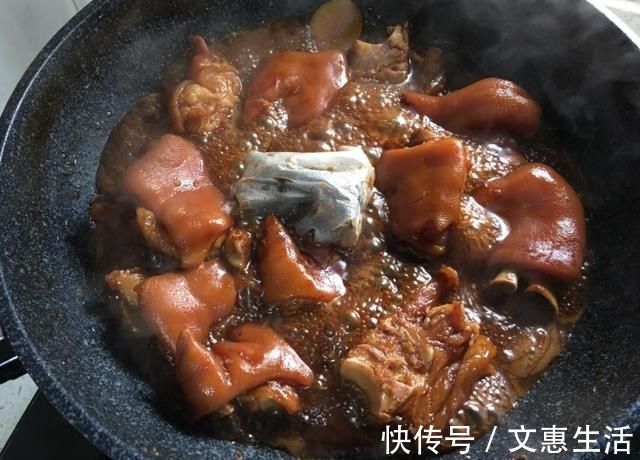 老妈炖的“猪蹄”,不用高压锅,只需一招,软烂入味不油腻