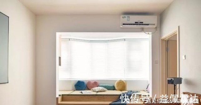 实用|阳台万万不要装推拉门了,有钱人都爱这种设计,好看实用又个性