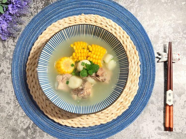 适合天冷喝的一碗汤，味道清甜鲜美，真滋补