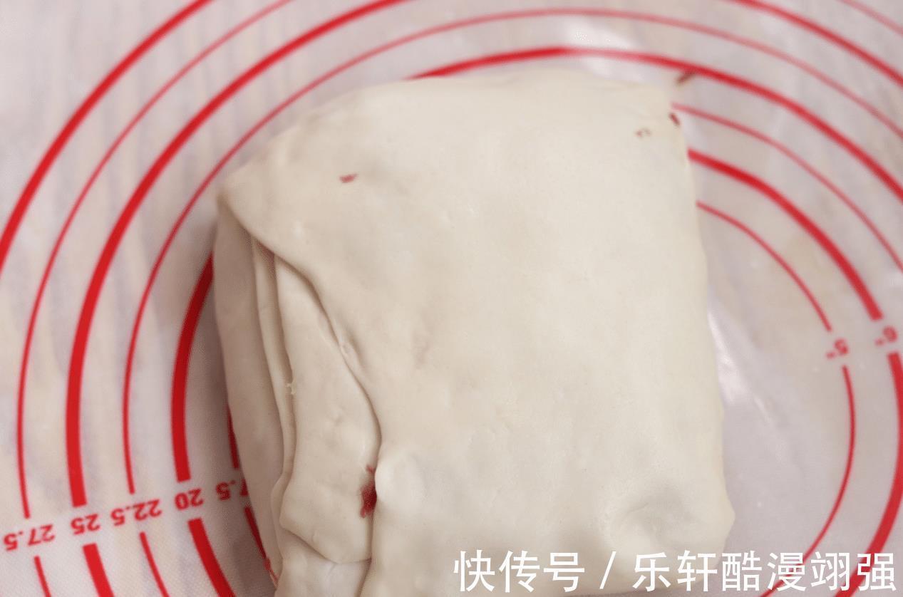 解馋|自制千层猪肉饼，好吃不腻，外皮酥脆，馅料鲜香，真解馋