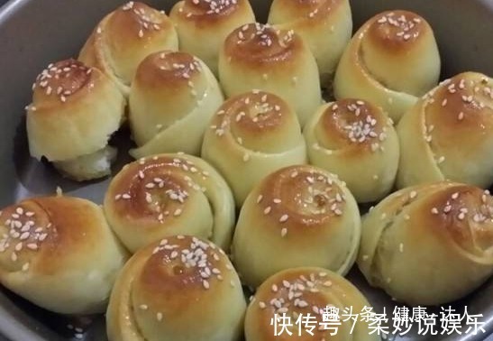 往红薯里加一个鸡蛋,不用烤箱,不用油炸,比面包好吃